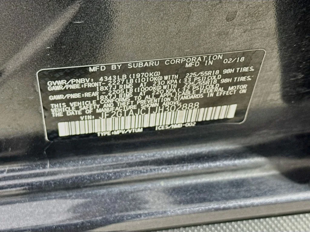 Used 2018 Dark Gray Metallic Subaru 2.0i Limited image 39