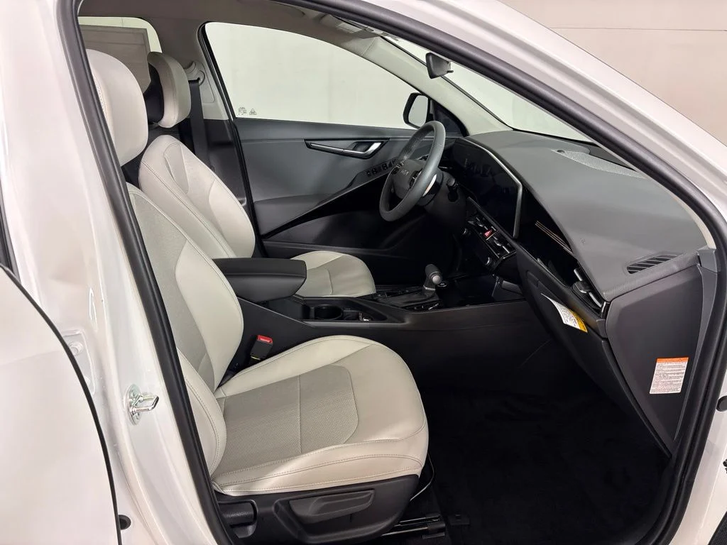 New 2026 Snow White Pearl Kia EX image 15