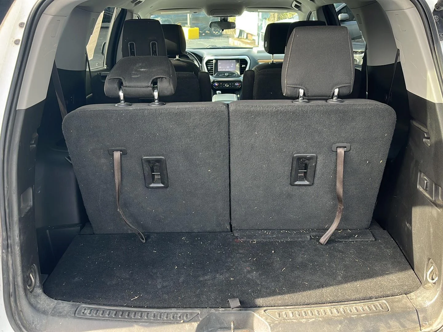 Used 2019 SUMMIT WHITE GMC SLE image 23