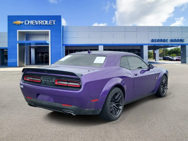 2019 Dodge Challenger R/T - Photo 4
