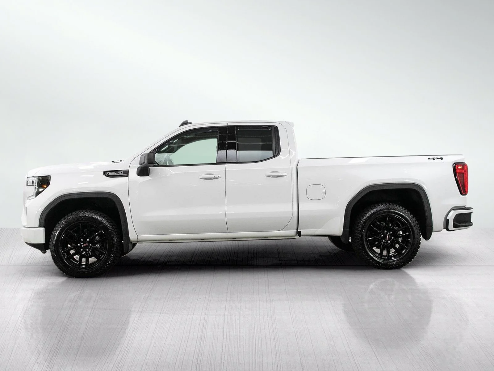 Used 2020 GMC Sierra 1500 Elevation with VIN 1GTR9CED9LZ363181 for sale in Bloomington, Minnesota