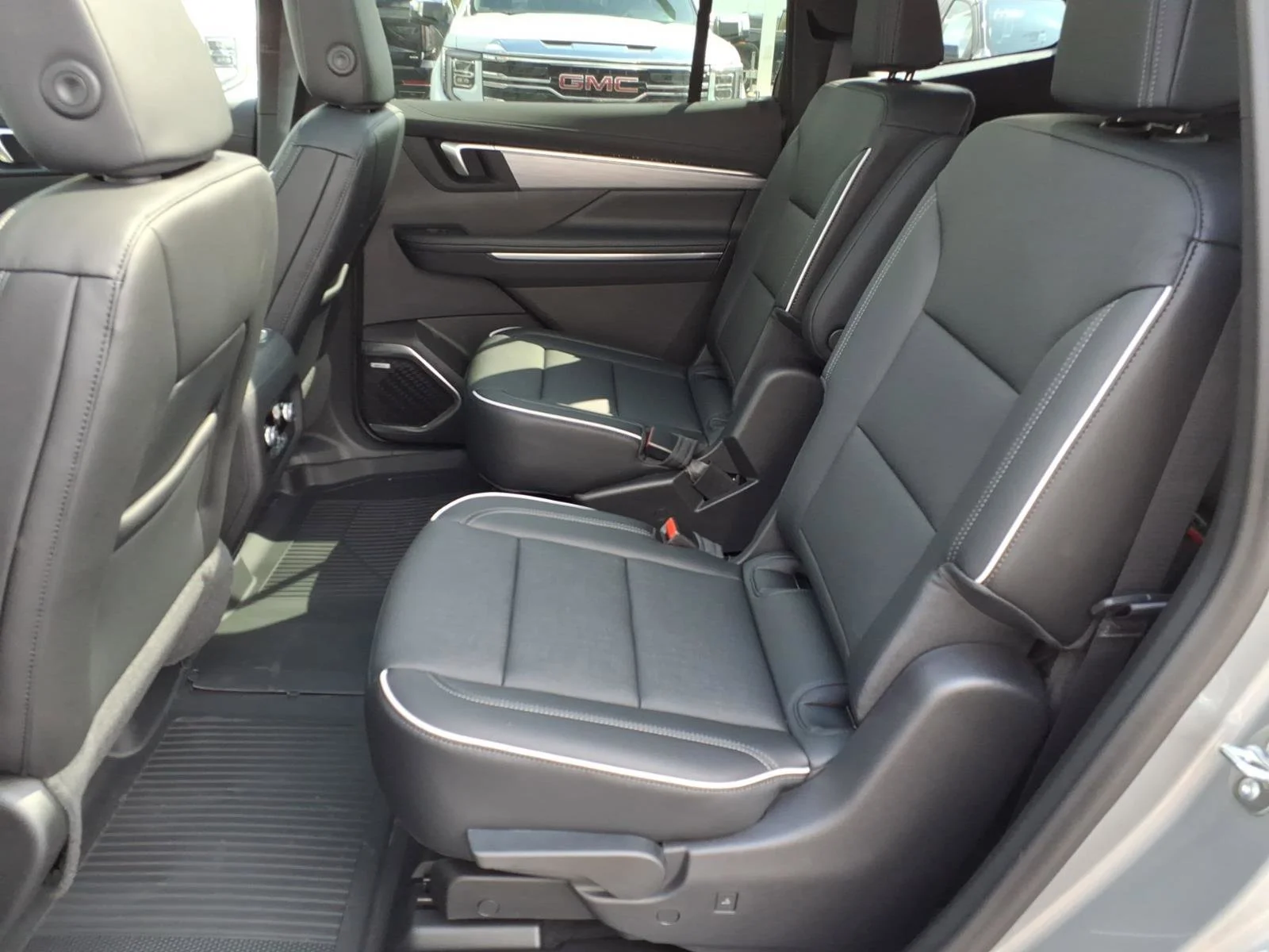 2026 Buick Enclave Preferred - Photo 7