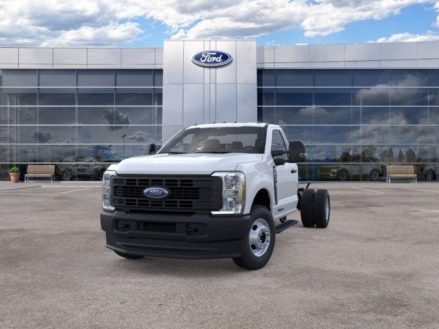 New 2026 White Ford XL image 2