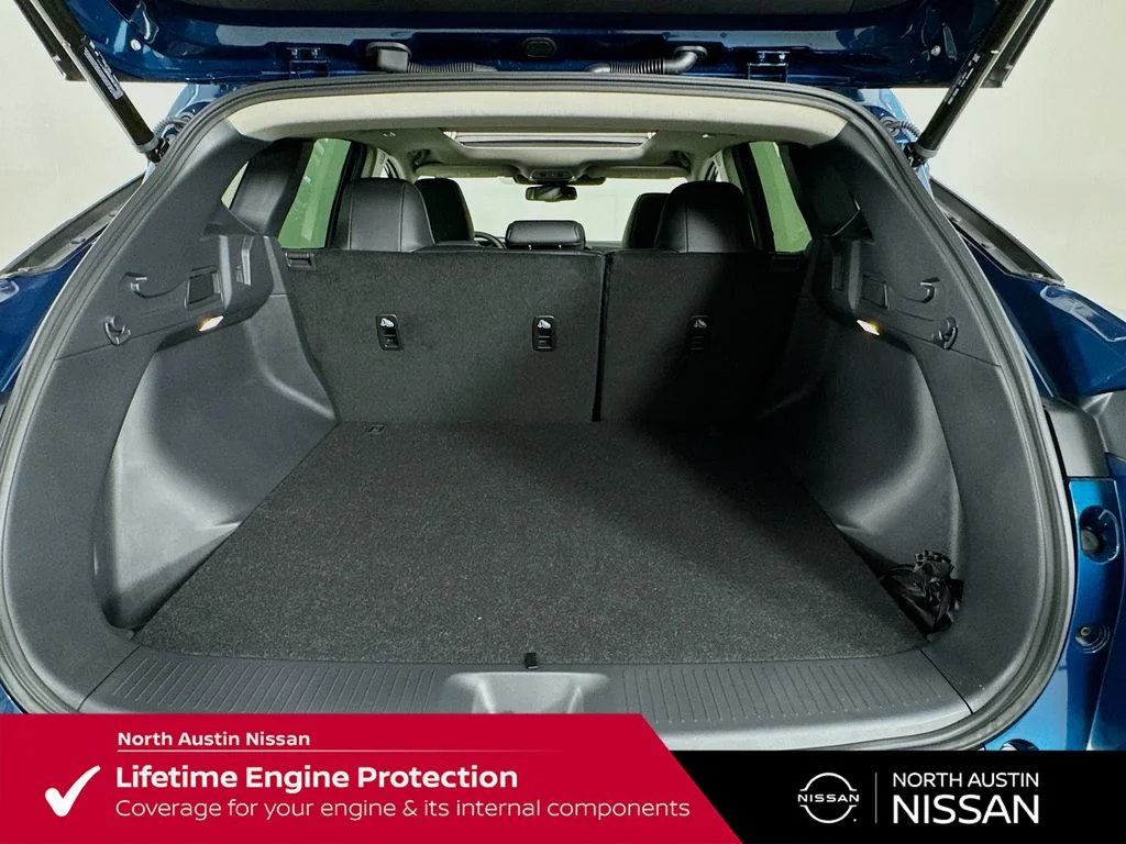 New 2026 Blue Nissan SL image 33