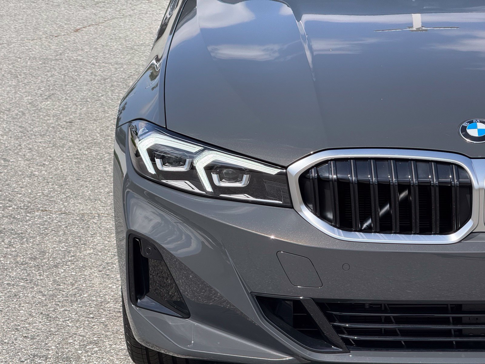 New 2026 Dravit Grey Metallic BMW 330i image 13