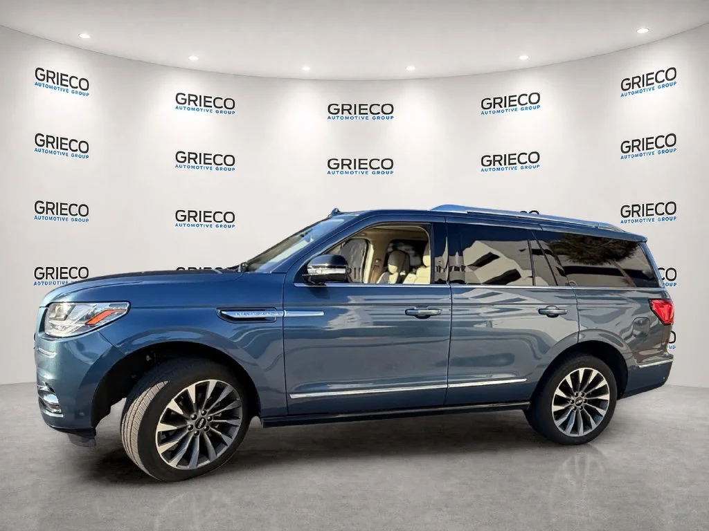 Used 2020 Blue Lincoln Reserve image 4