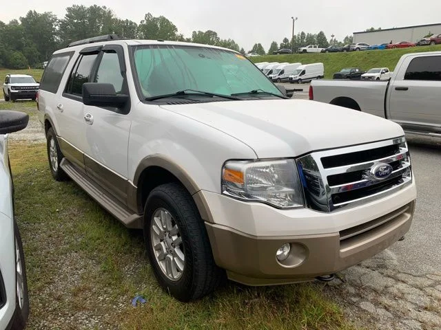 Used 2014 White Ford XLT image 2