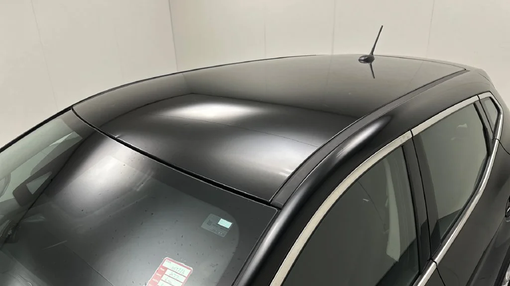 Used 2022 Black Nissan S image 12