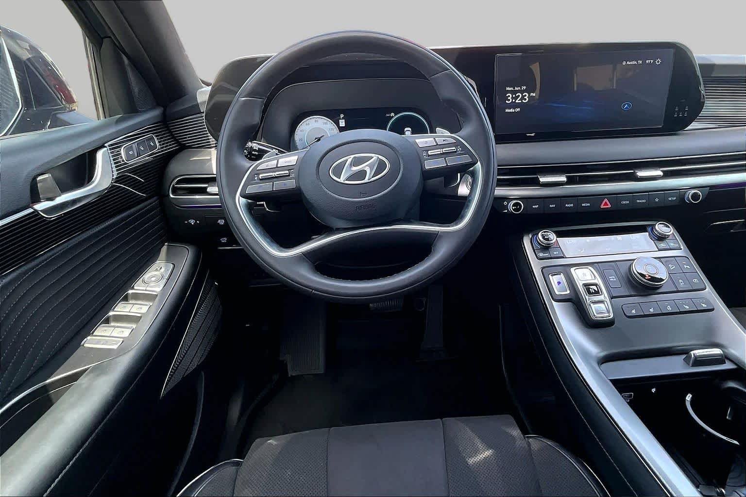 Certified Used 2025 Abyss Black Pearl Hyundai Calligraphy Night Edition image 8