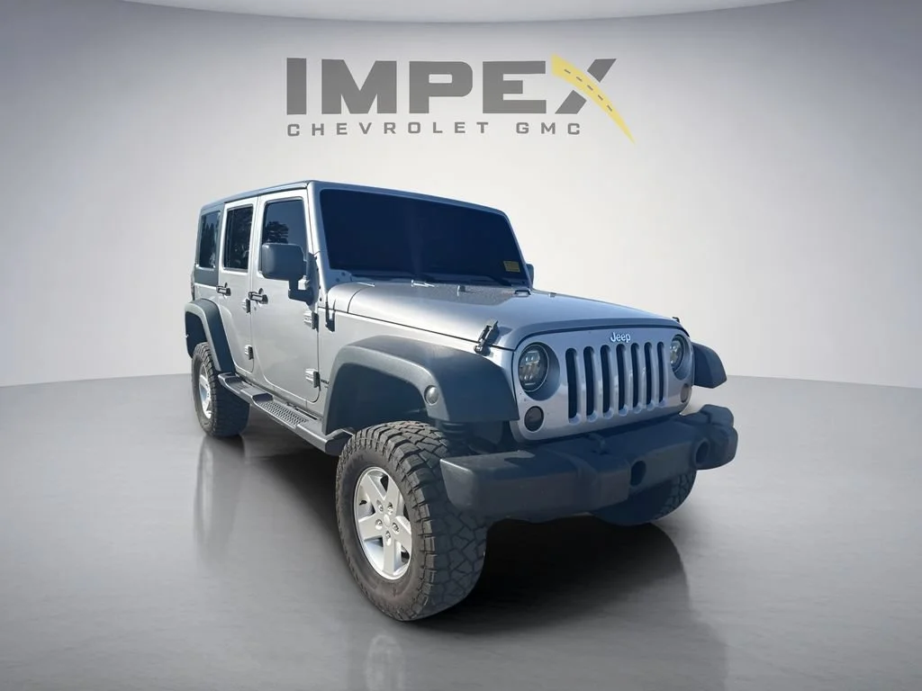 Used 2017  Jeep Sport image 7