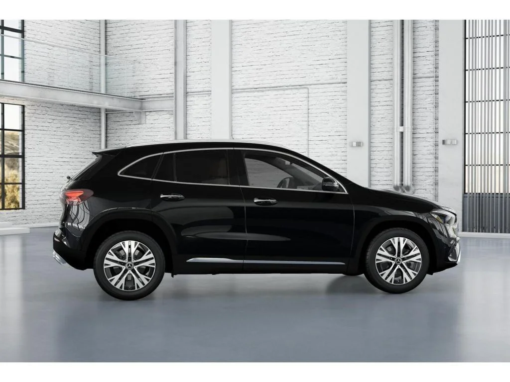 New 2026 Black Mercedes-Benz GLA 250 image 17