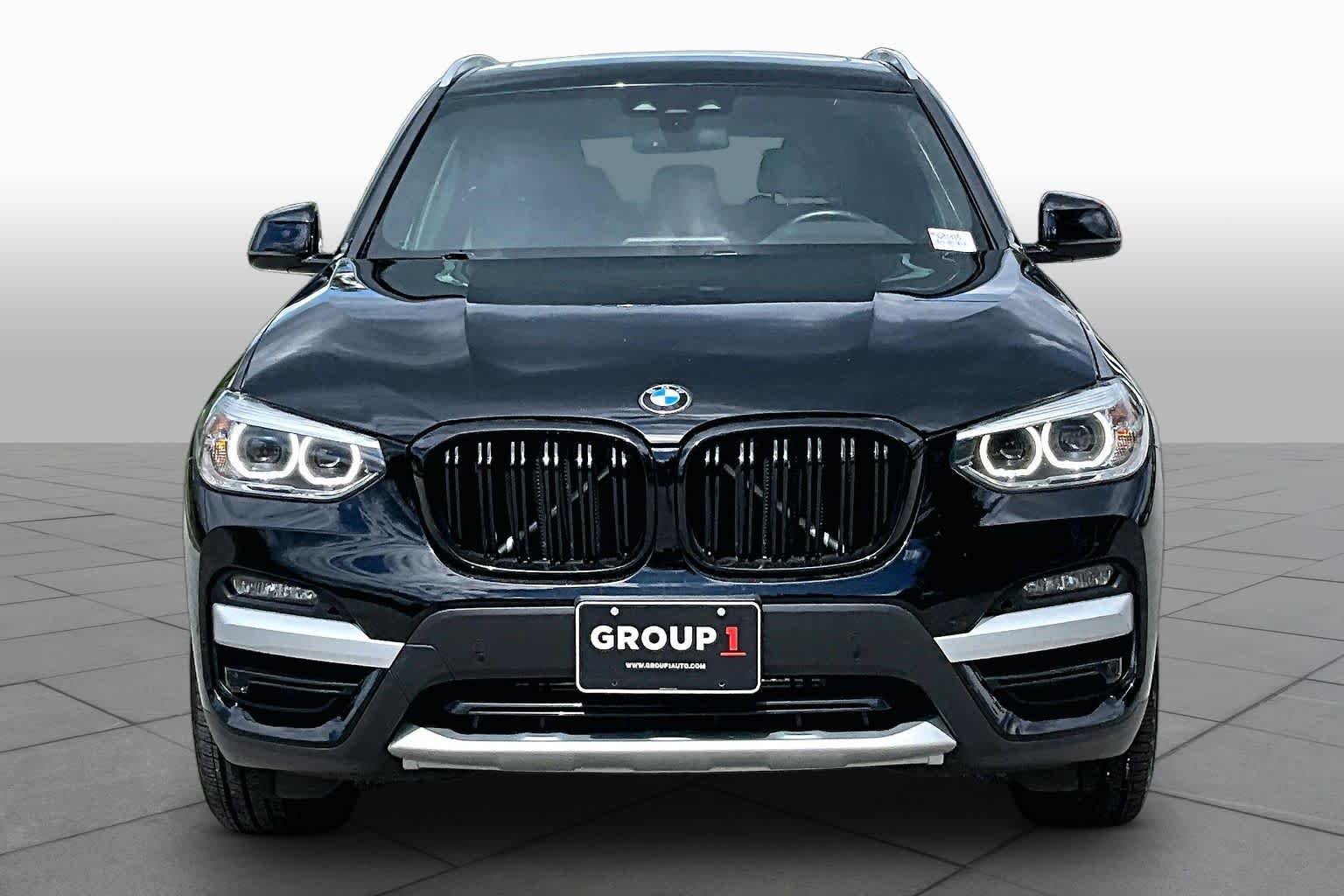 Used 2021 Jet Black BMW xDrive30i image 4