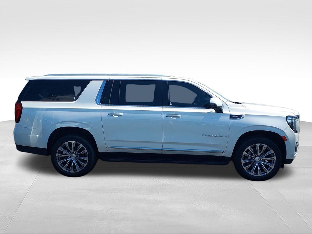 Used 2021 White GMC Denali image 6