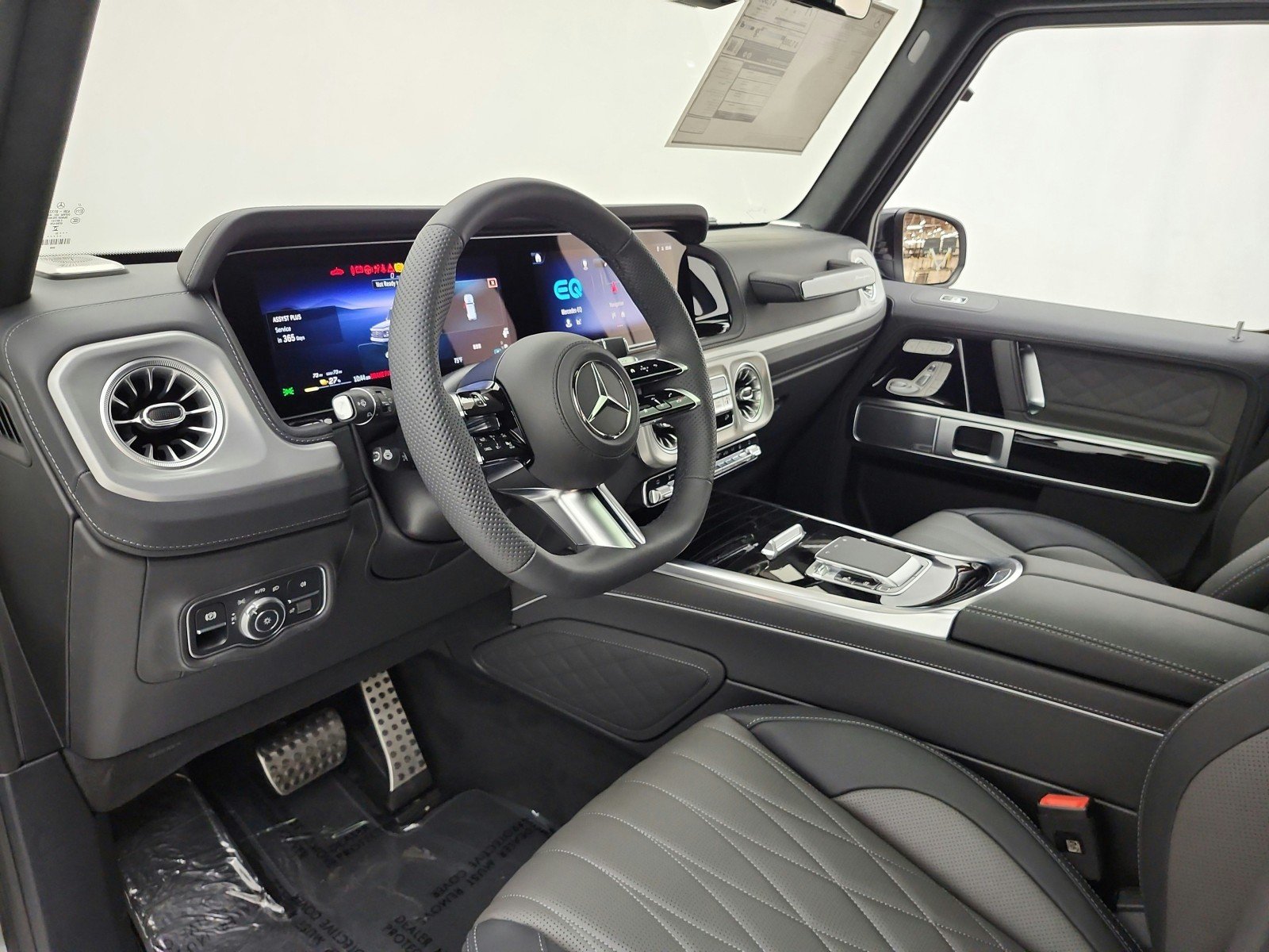 New 2027 Iridium Silver Metallic Mercedes-Benz G 580e SUV image 10