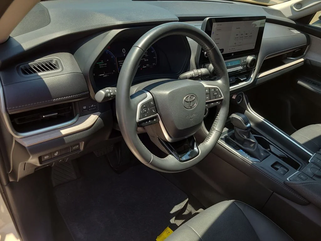 Used 2024 White Toyota Limited image 24