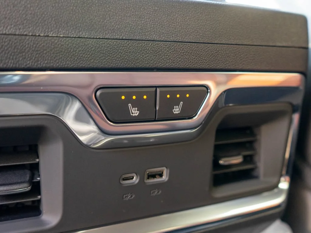 New 2026 Onyx Black GMC Denali Ultimate image 15