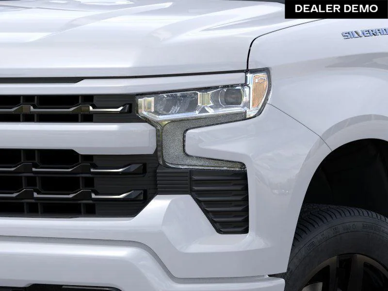 Used 2026  Chevrolet RST image 10