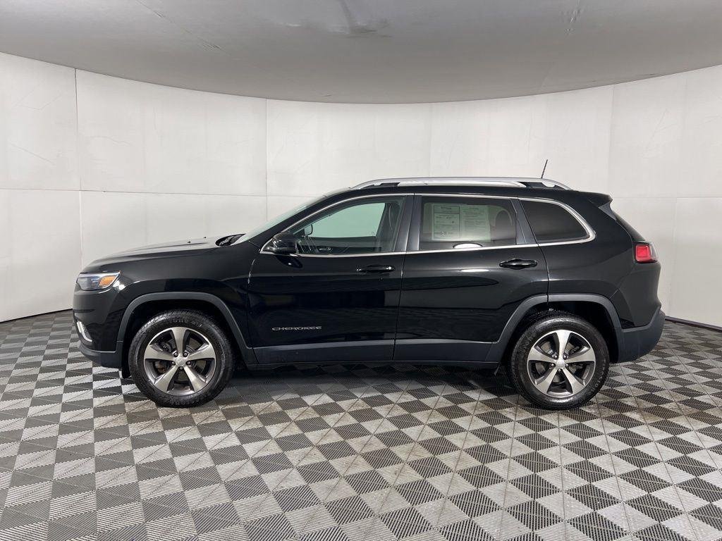 Used 2020 Diamond Black Crystal Pearlcoa Jeep Limited image 6
