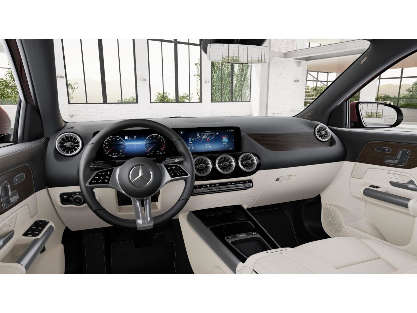New 2026 MANUFAKTUR Patagonia Red Metallic Mercedes-Benz GLA 250 4MATIC® SUV image 3