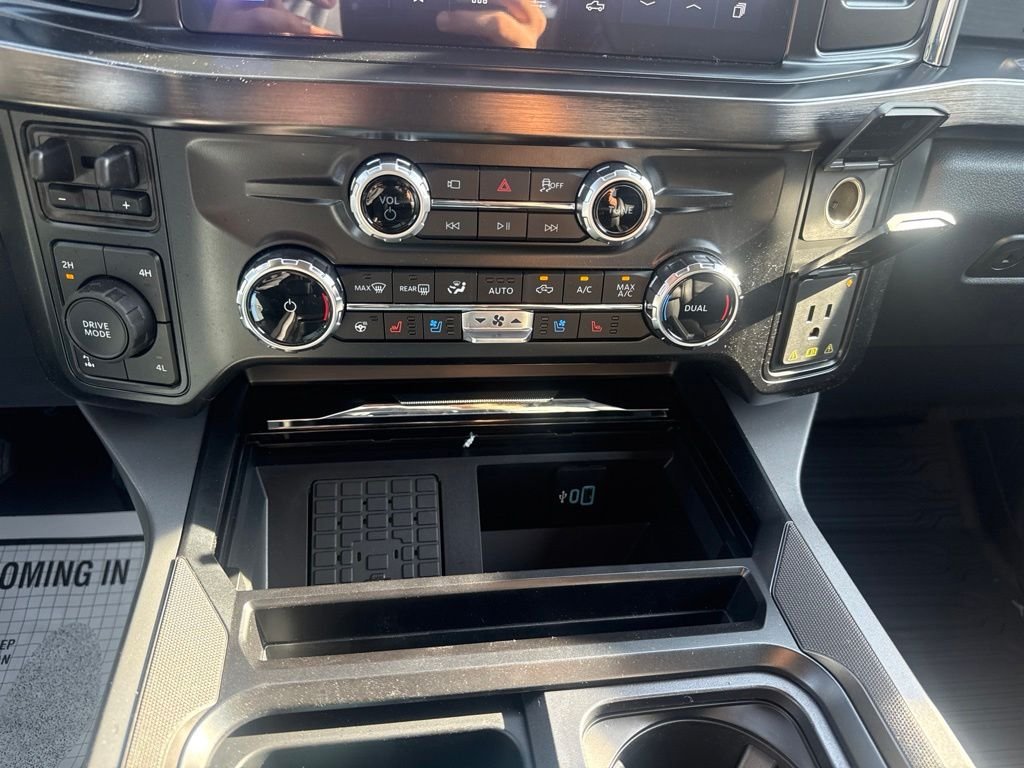 New 2026 Agate Black Metallic Ford Lariat image 26