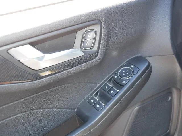 Used 2025 Gray Ford ST-Line Select image 16