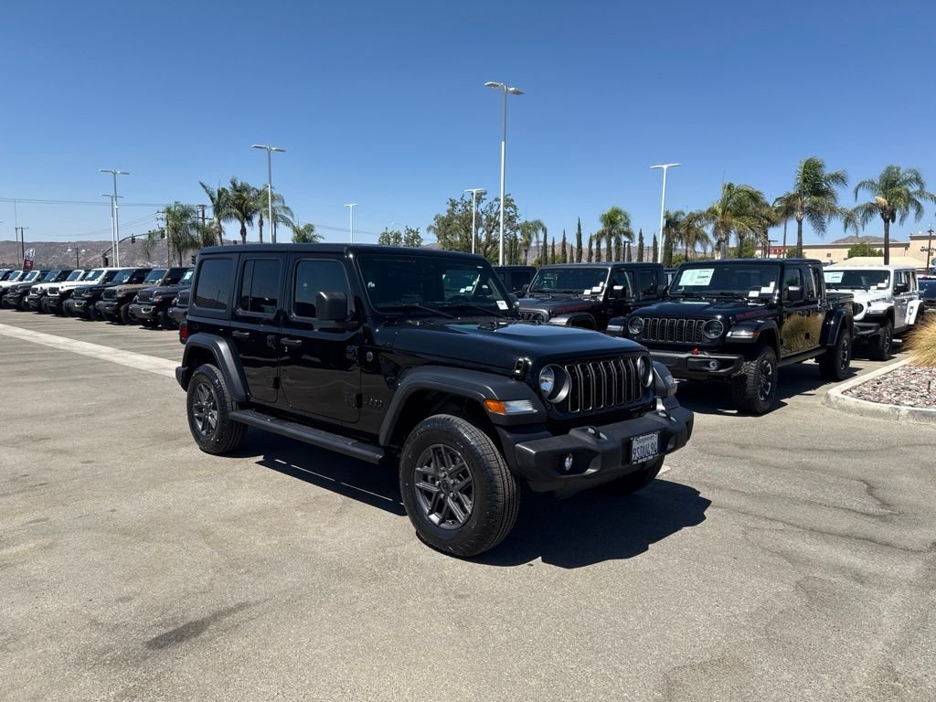 Used 2025 Black Jeep Sport S image 1