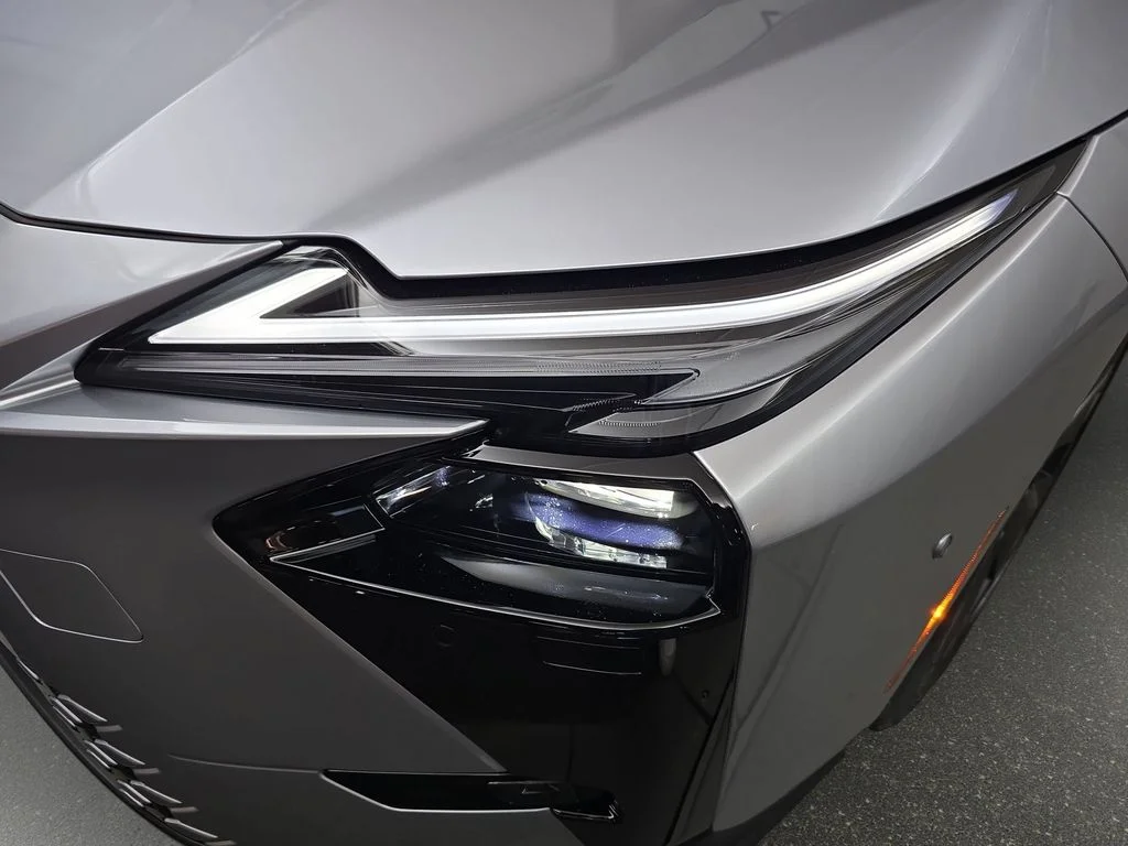 New 2026 Iridium Lexus LUXURY AWD image 28