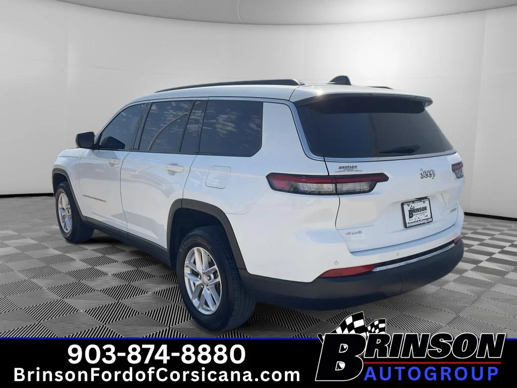 Used 2024 Bright White Clearcoat Jeep Laredo image 5