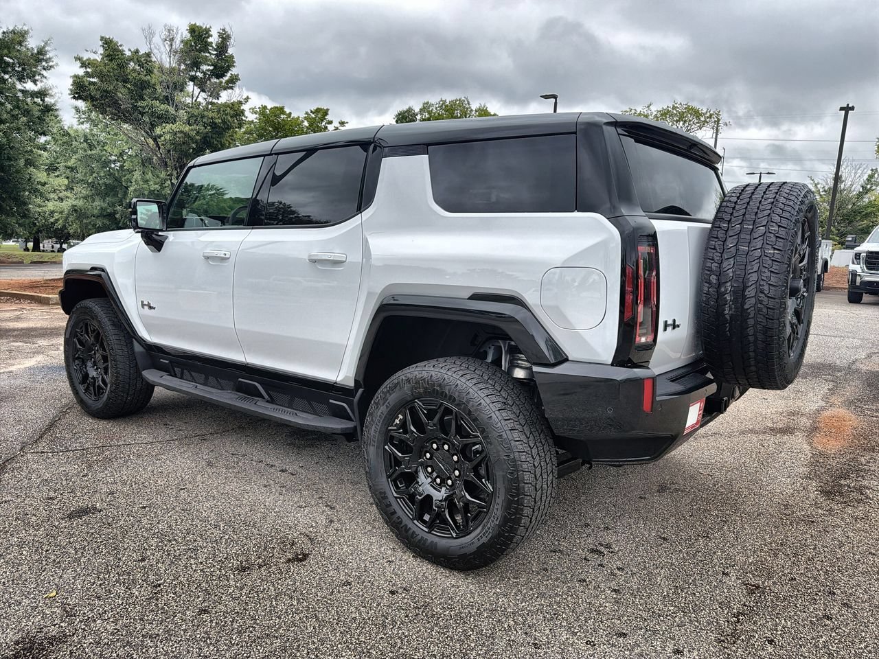 New 2026 Interstellar White GMC 2X image 6