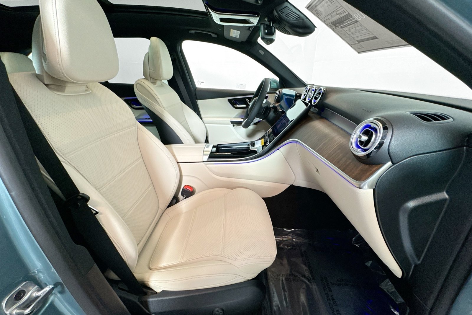 New 2026 Verde Silver Metallic Mercedes-Benz GLC 300 image 26