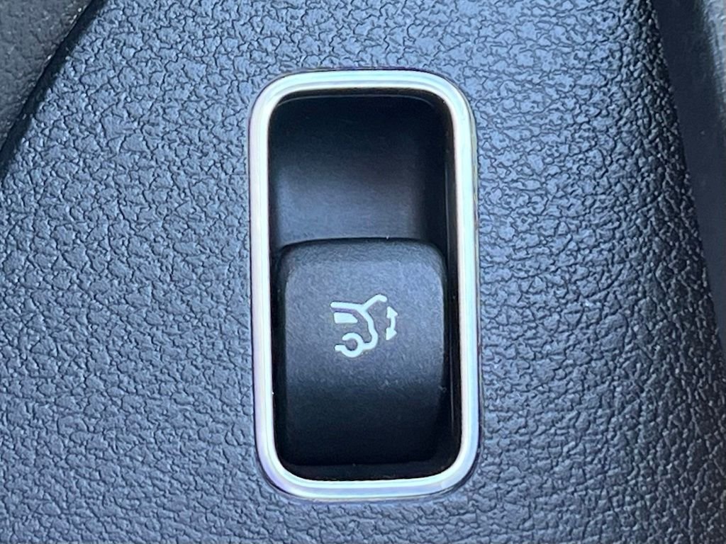 Certified Used 2024  Mercedes-Benz GLE 53 AMG® image 48