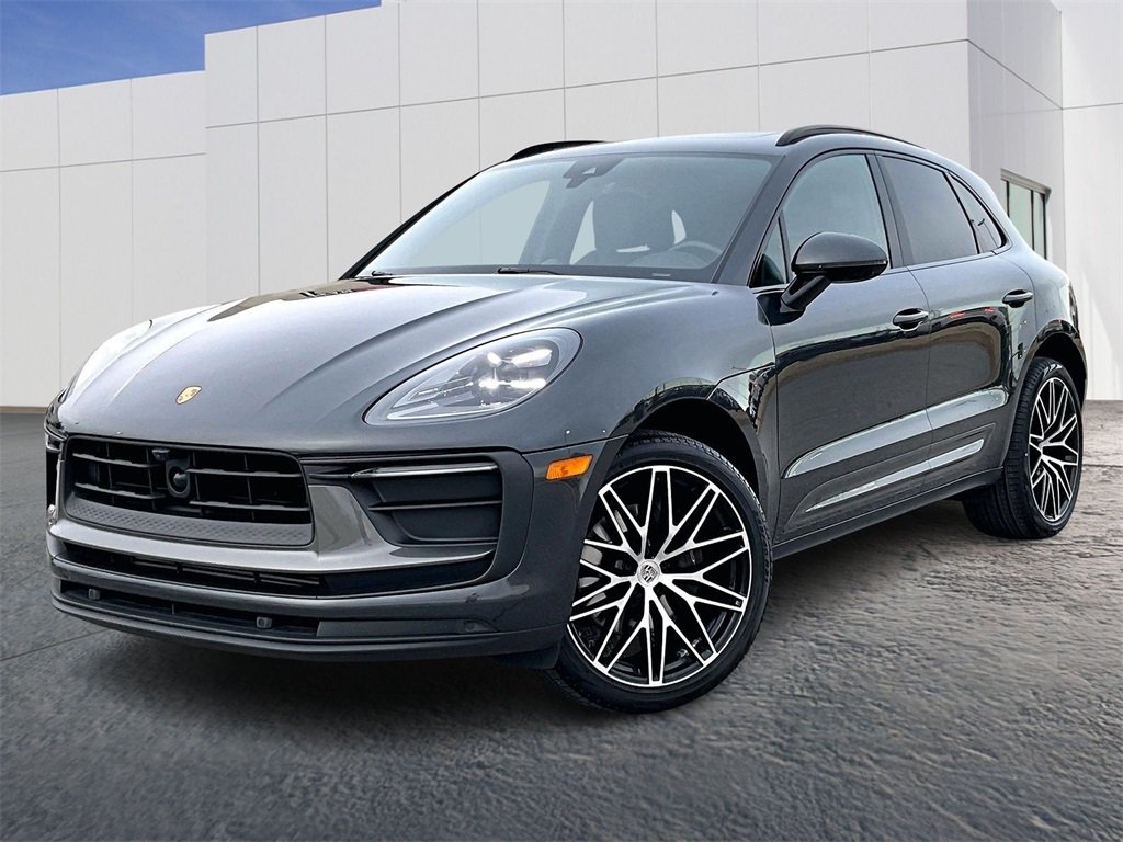 2024 Porsche Macan T
