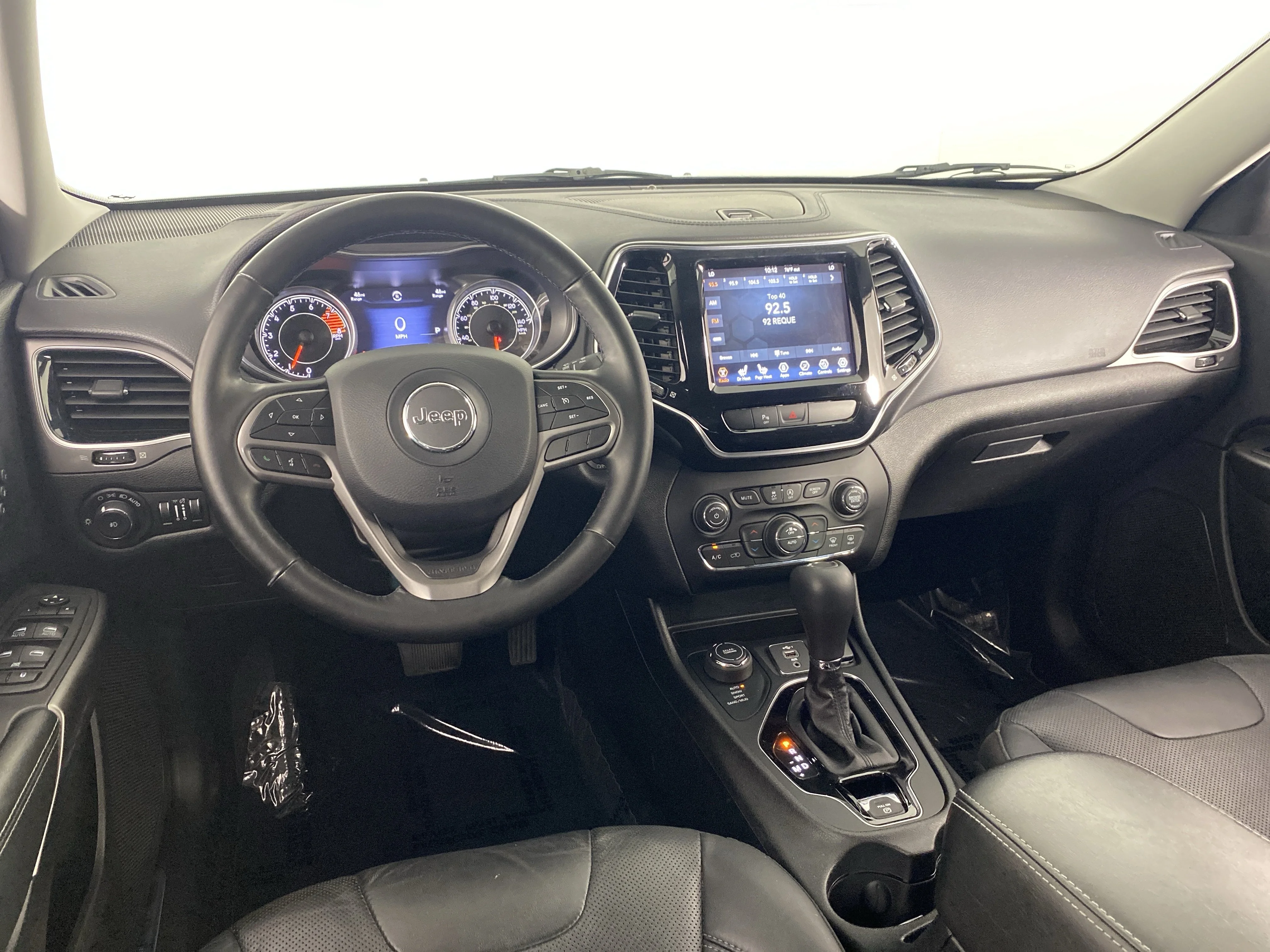 Used 2020 Bright White Clearcoat Jeep Limited image 18