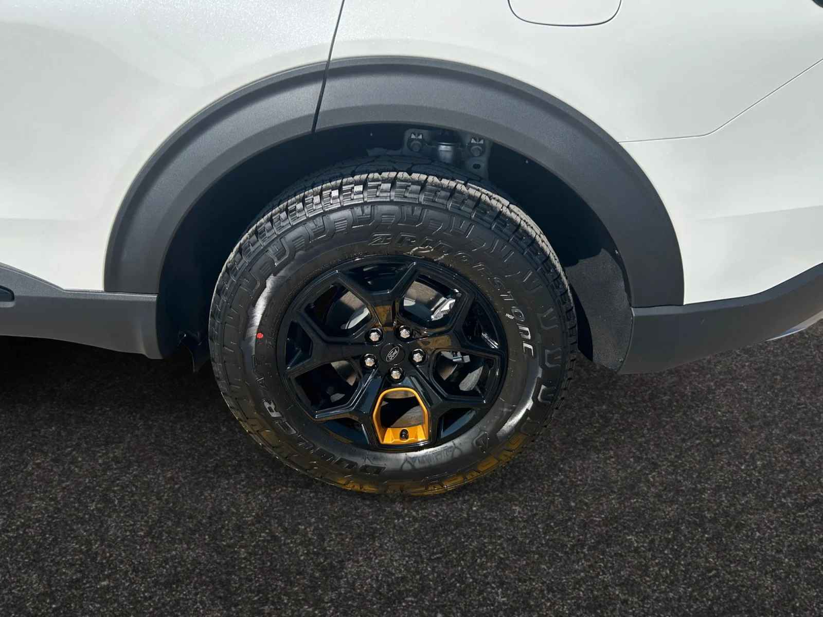 New 2026 Star White Metallic Tri-Coat Ford Tremor image 9