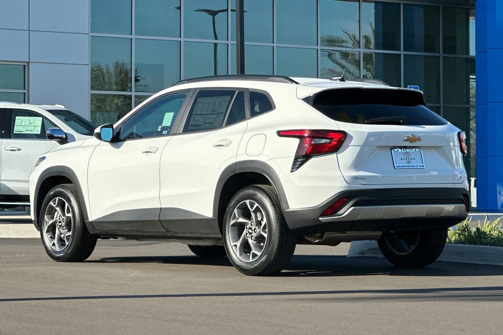 2026 Chevrolet Trax LT - Photo 6