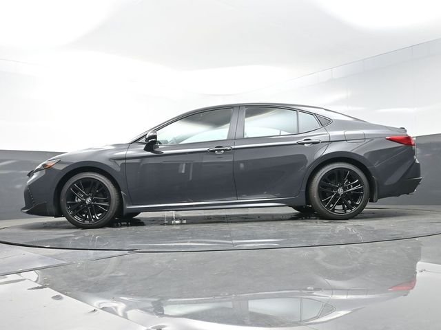 Used 2026  Toyota SE image 34
