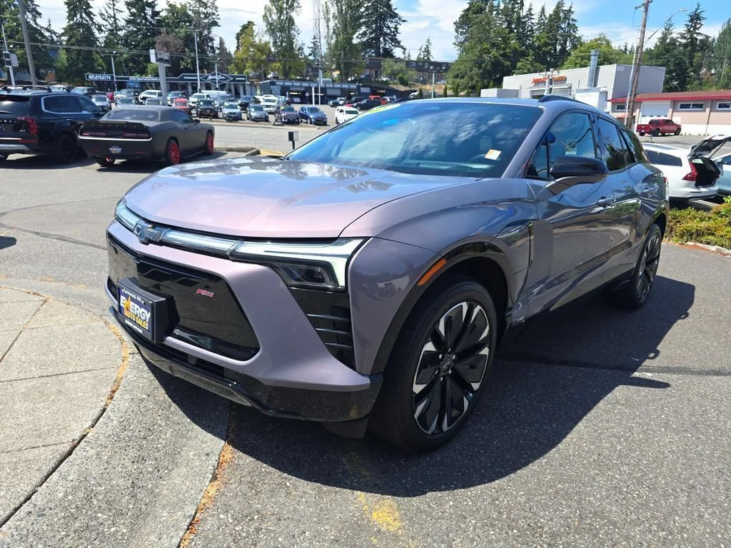 Used 2024 Galaxy Gray Metallic Chevrolet RS image 3