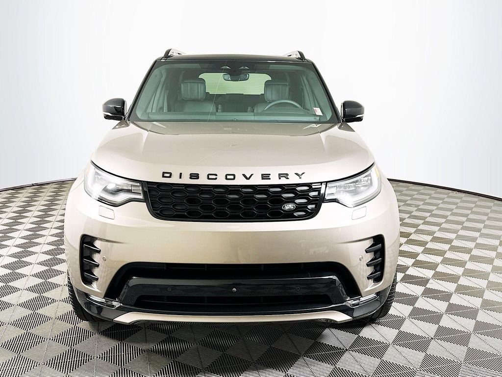 Used 2025 Lantau Bronze Metallic Land Rover Dynamic SE image 2