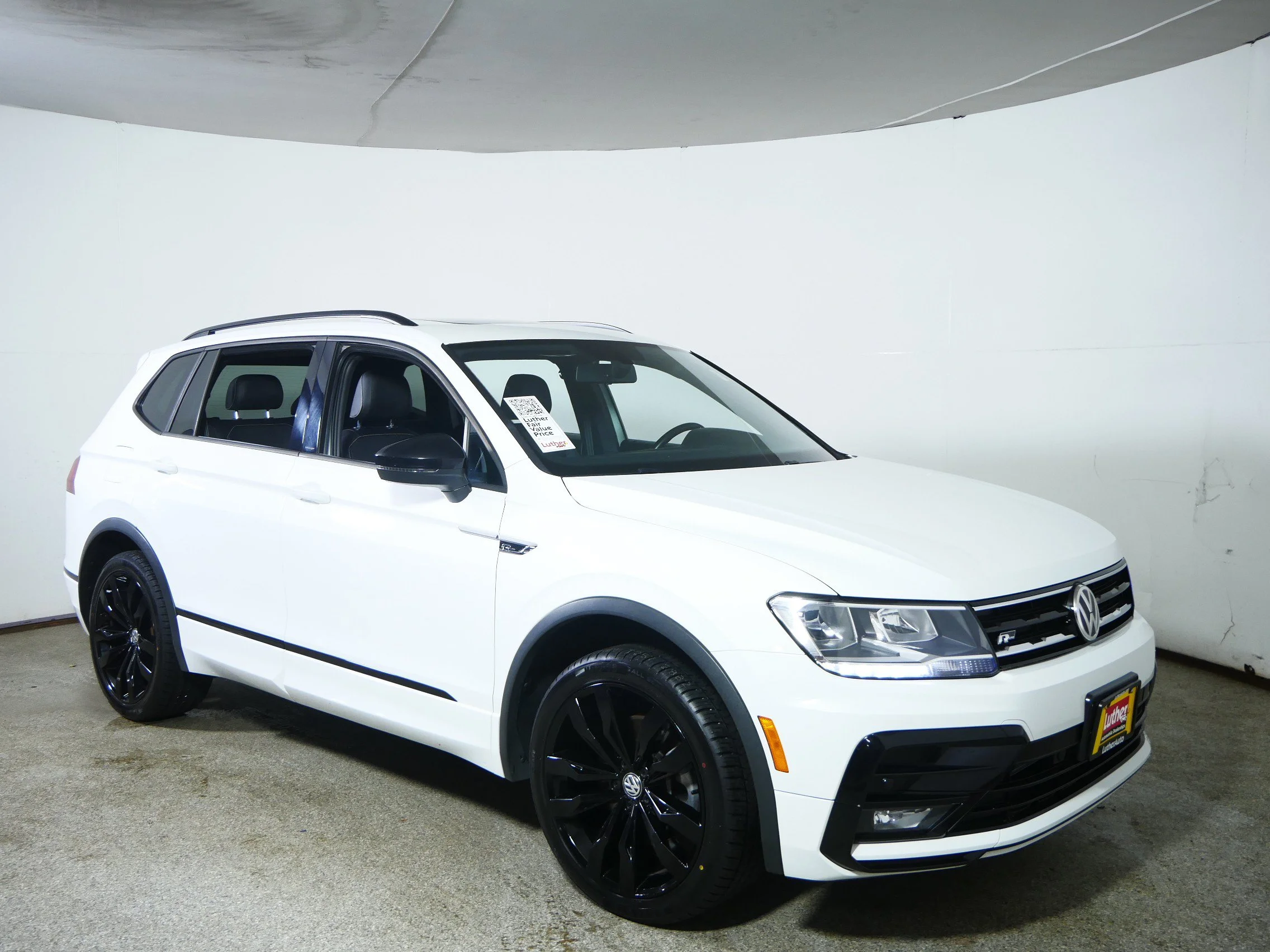 Used 2021 Pure White Volkswagen SE R-Line Black image 1