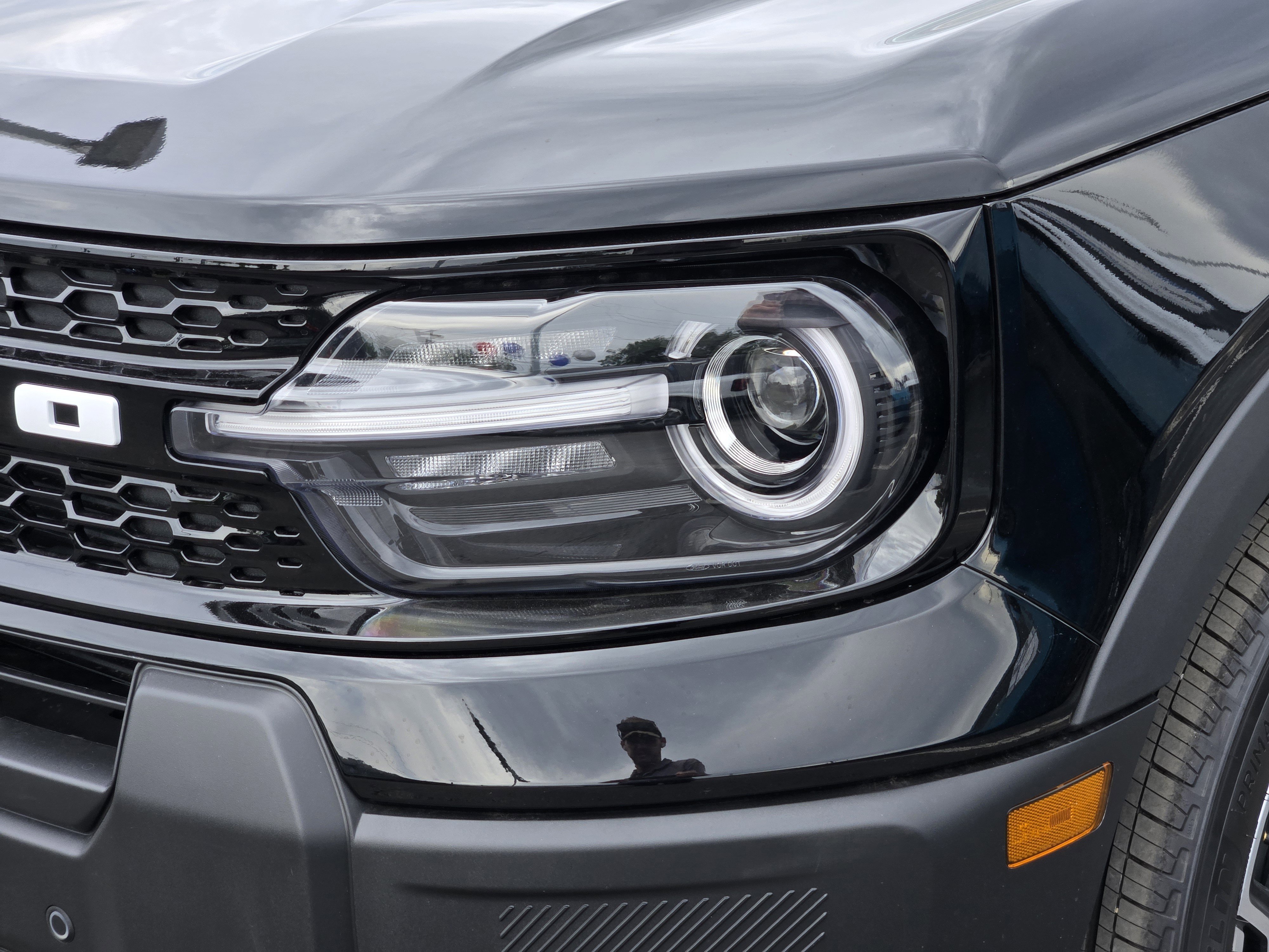 New 2026 Shadow Black Ford Outer Banks image 5