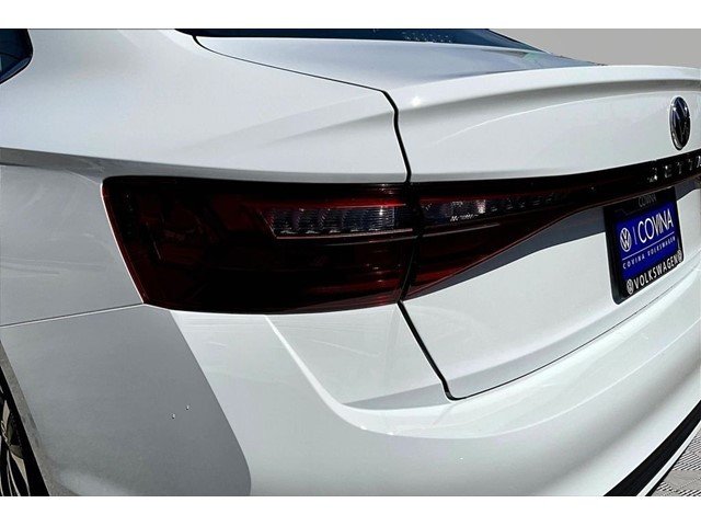 New 2026 Pure White Volkswagen 1.5T S image 23