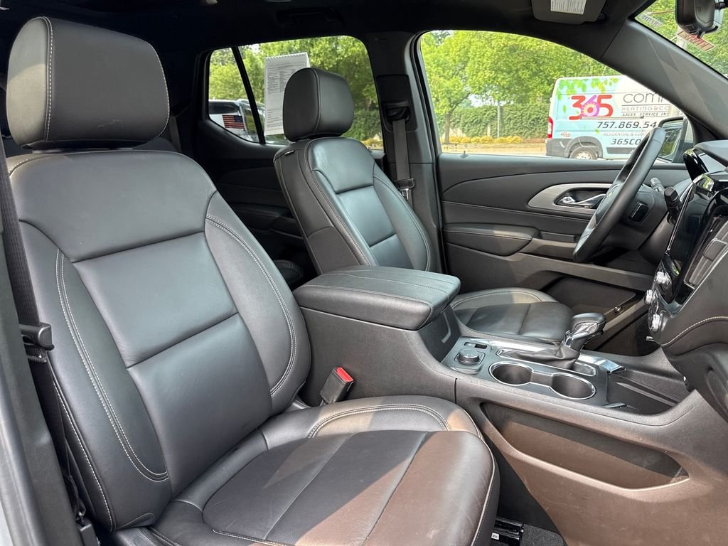 Used 2023 Gray Chevrolet LT Leather image 23