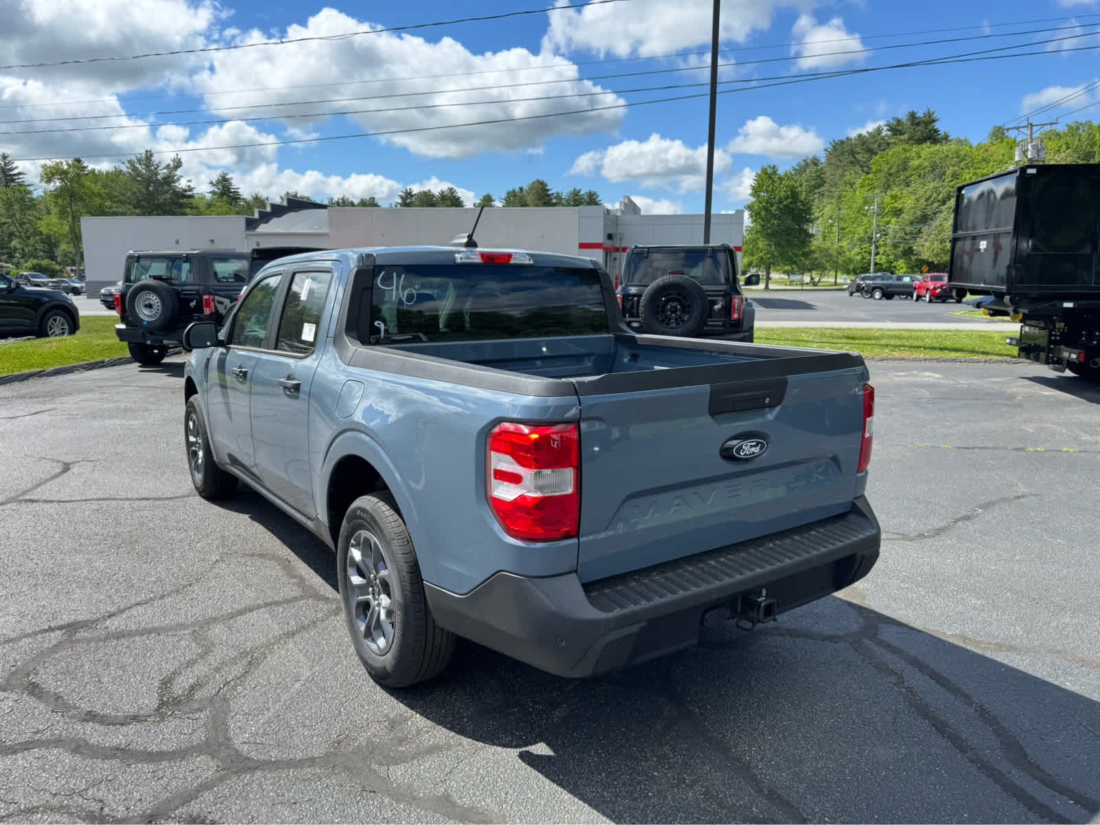 New 2026 Azure Gray Metallic Tri-Coat Ford XLT image 3
