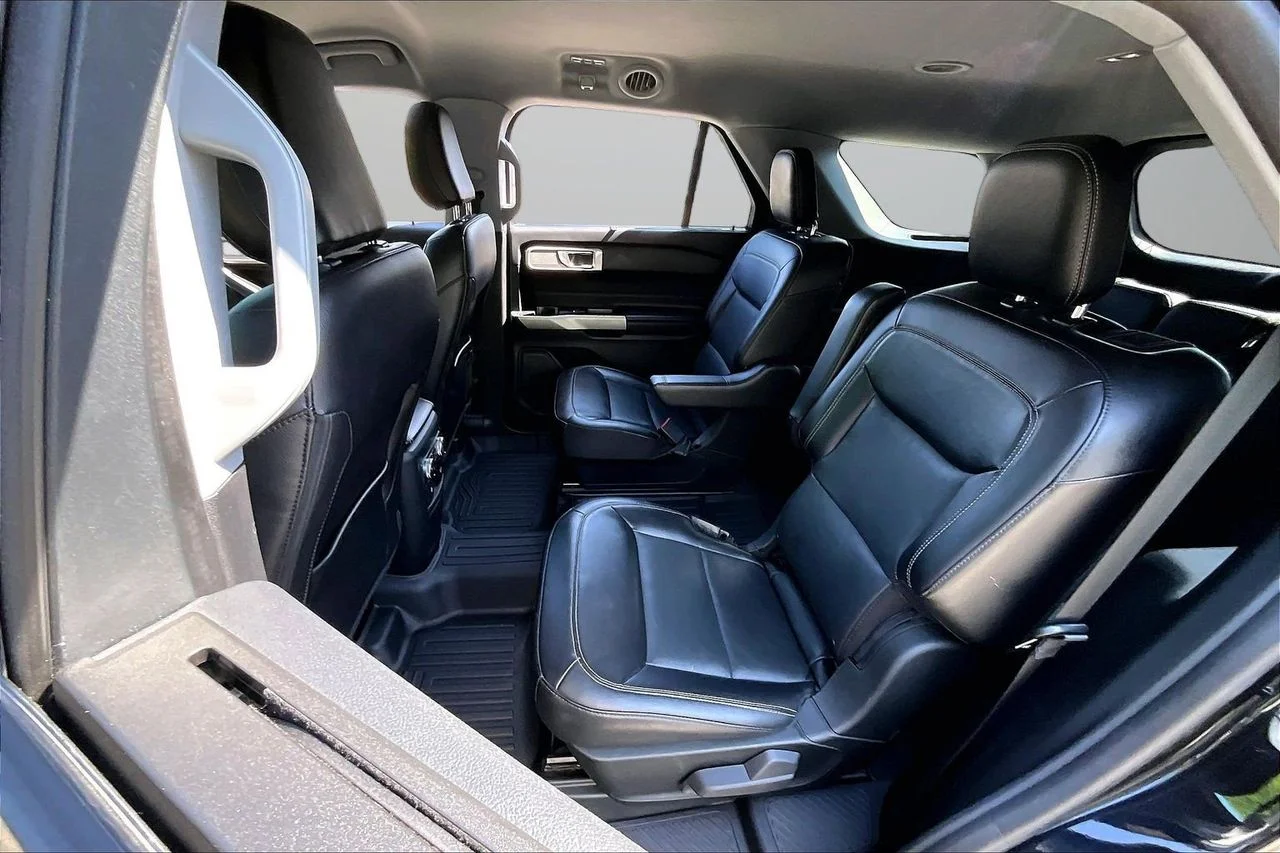 Certified Used 2022 Black Ford Limited image 22