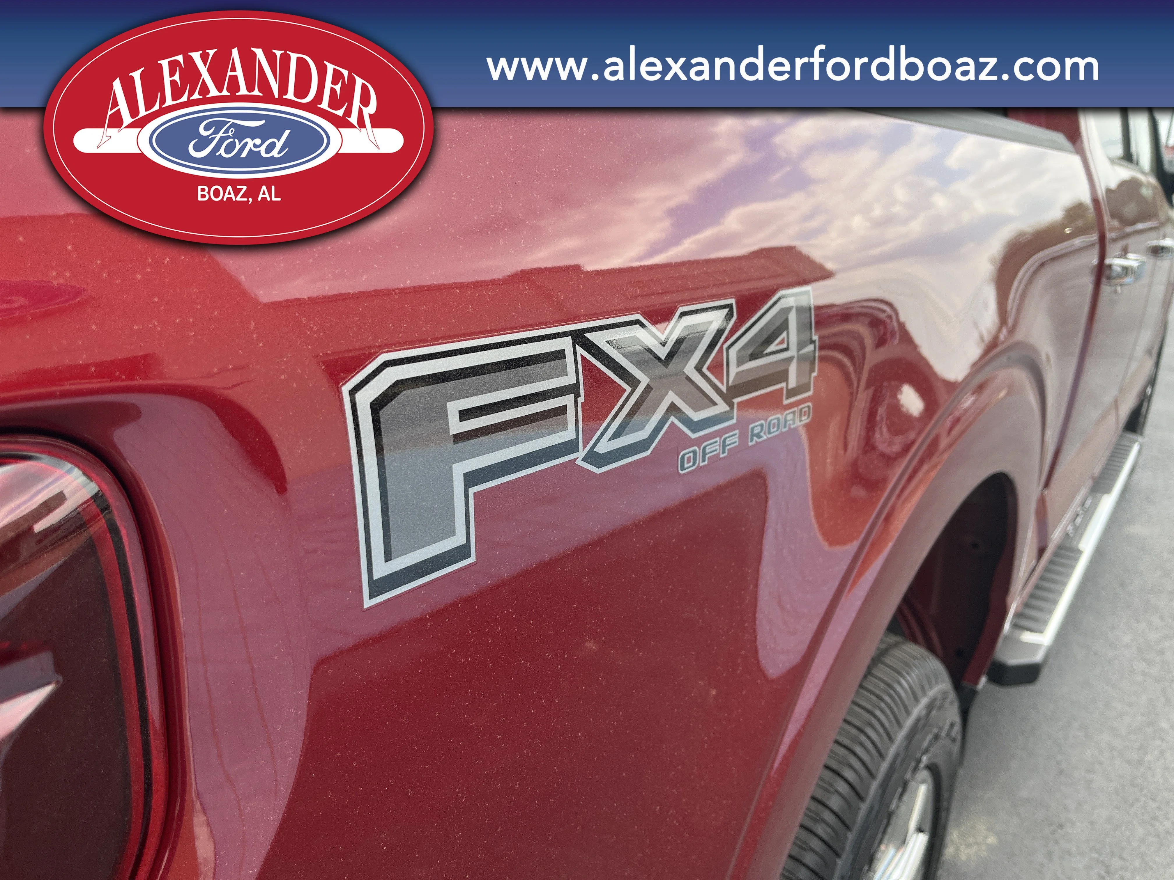 New 2026 Ruby Red Metallic Tinted Clearcoat Ford XLT image 8