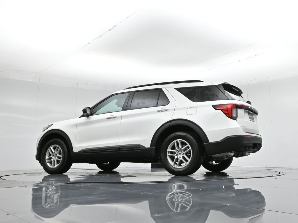 New 2026 Star White Metallic Tri-Coat Ford Active image 81