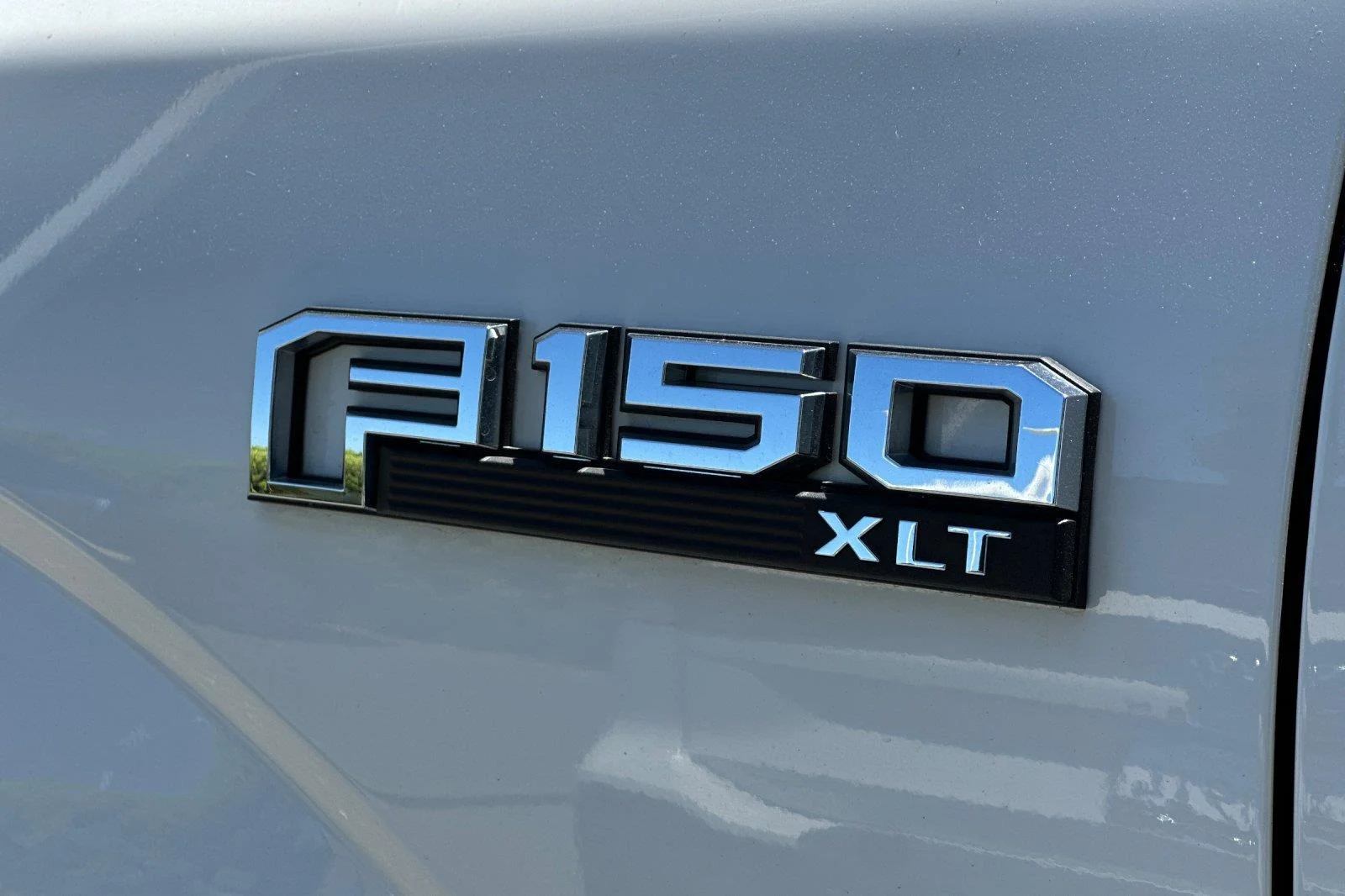 Used 2020 Oxford White Ford XLT image 24