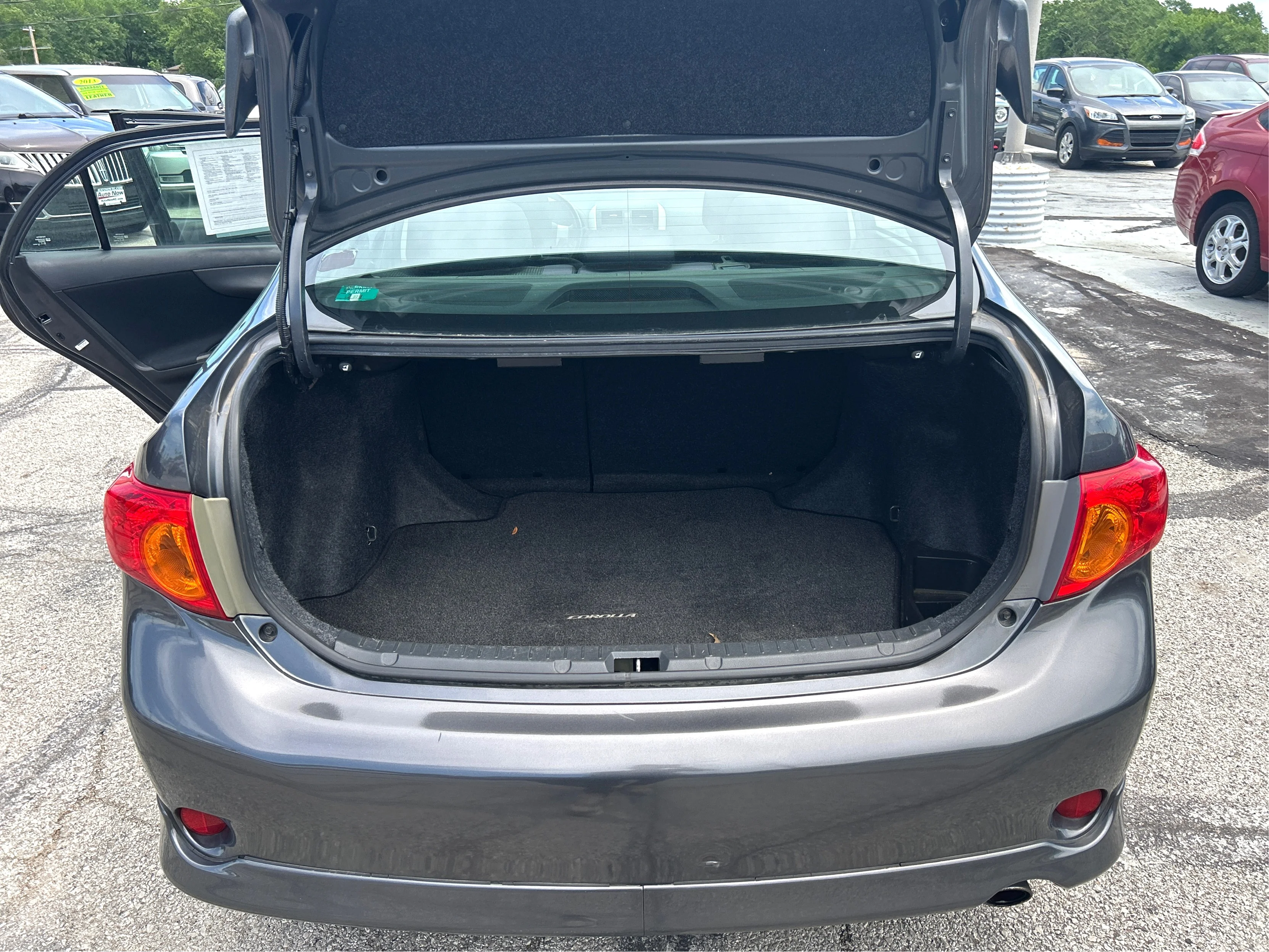 Used 2009 Magnetic Gray Metall Toyota S 4-Speed AT image 11