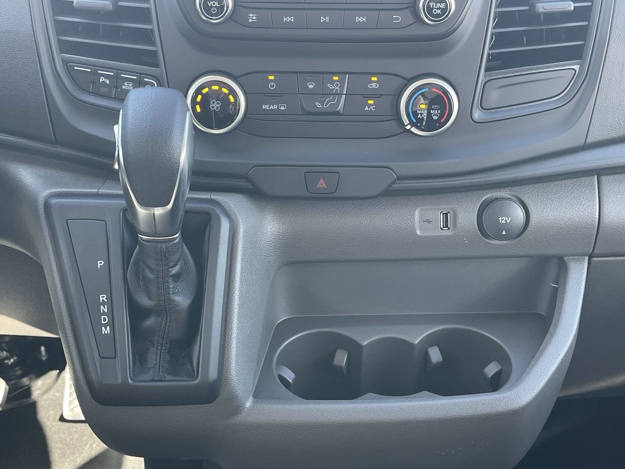 2025 Ford Transit Van Base - Photo 13