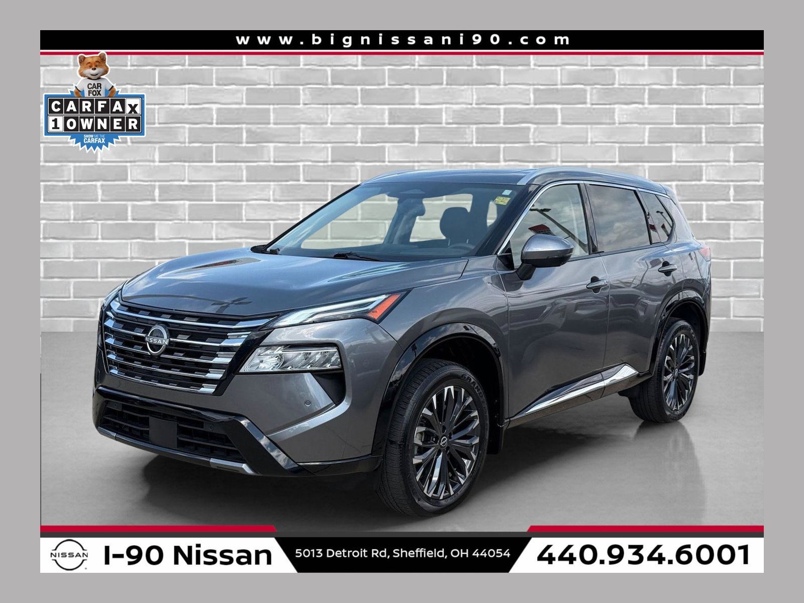 Certified Used 2025 Gun Metallic Nissan Platinum image 1